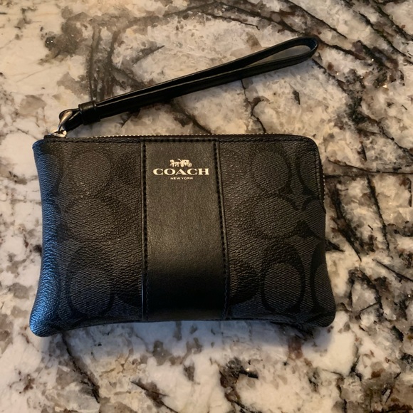 Coach Handbags - Like NEW Coach Wristlet, Black & Grey Coated Canvas